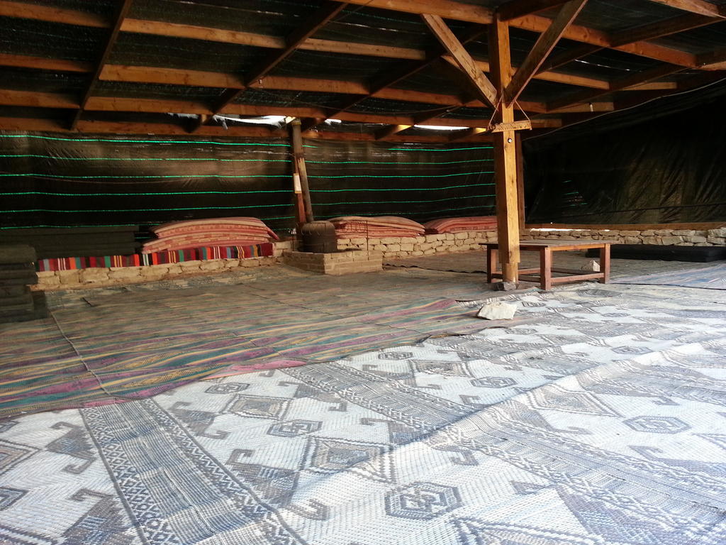 Incense And Spice Route Inn Zofar Kamer foto
